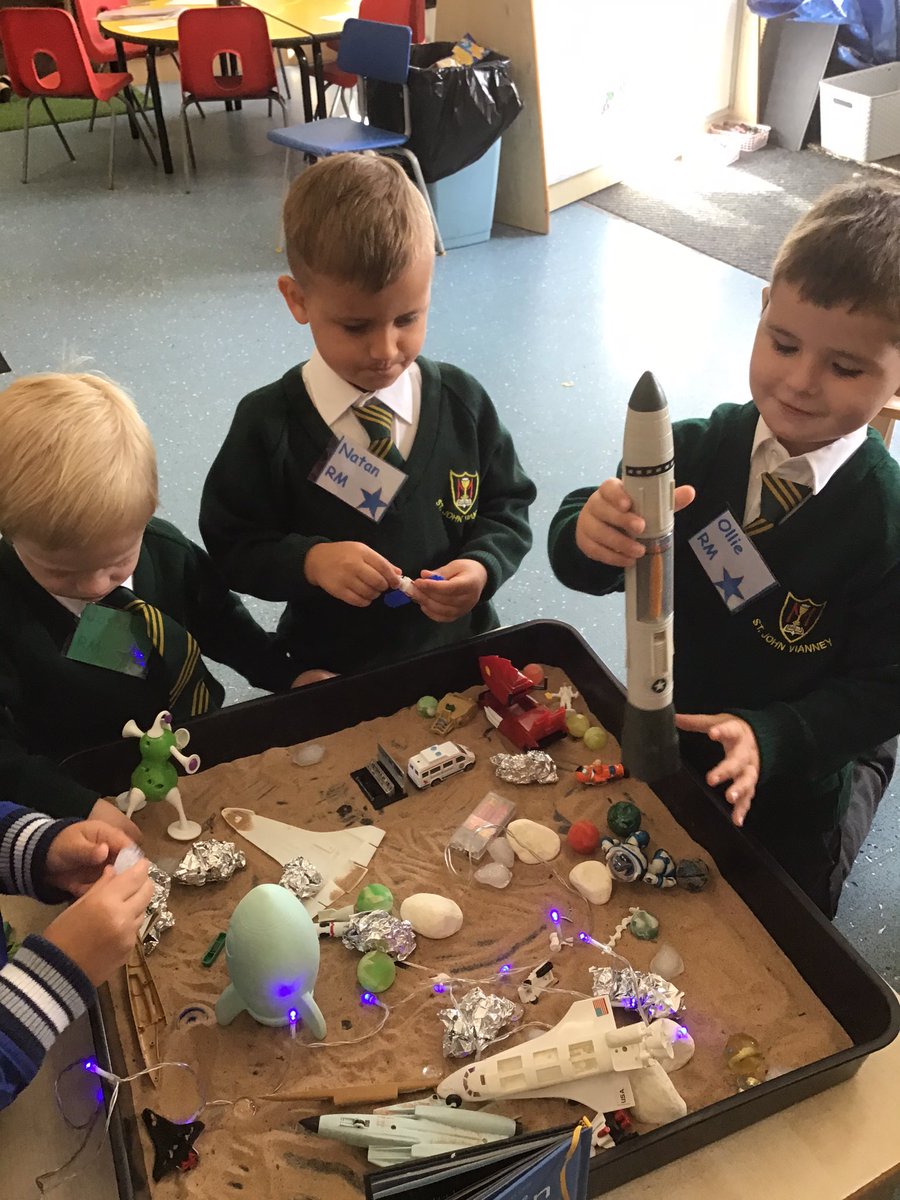 sjvblackpool's tweet photo. Enjoying our  classroom activities! #SJVClassRM #Reception 2020 https://t.co/9W9A9AN83n