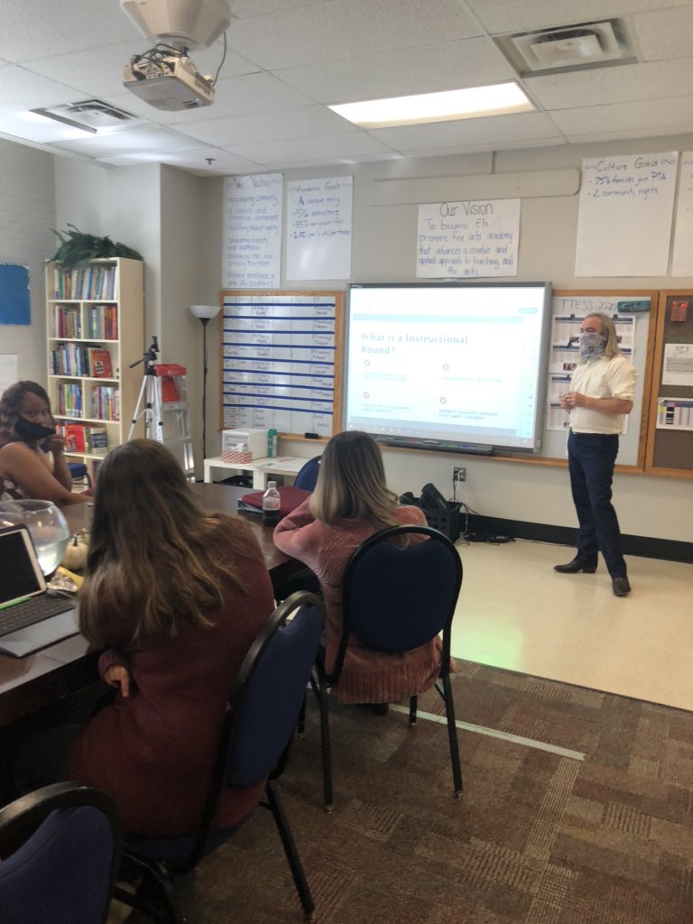 Katy Lee tweet media