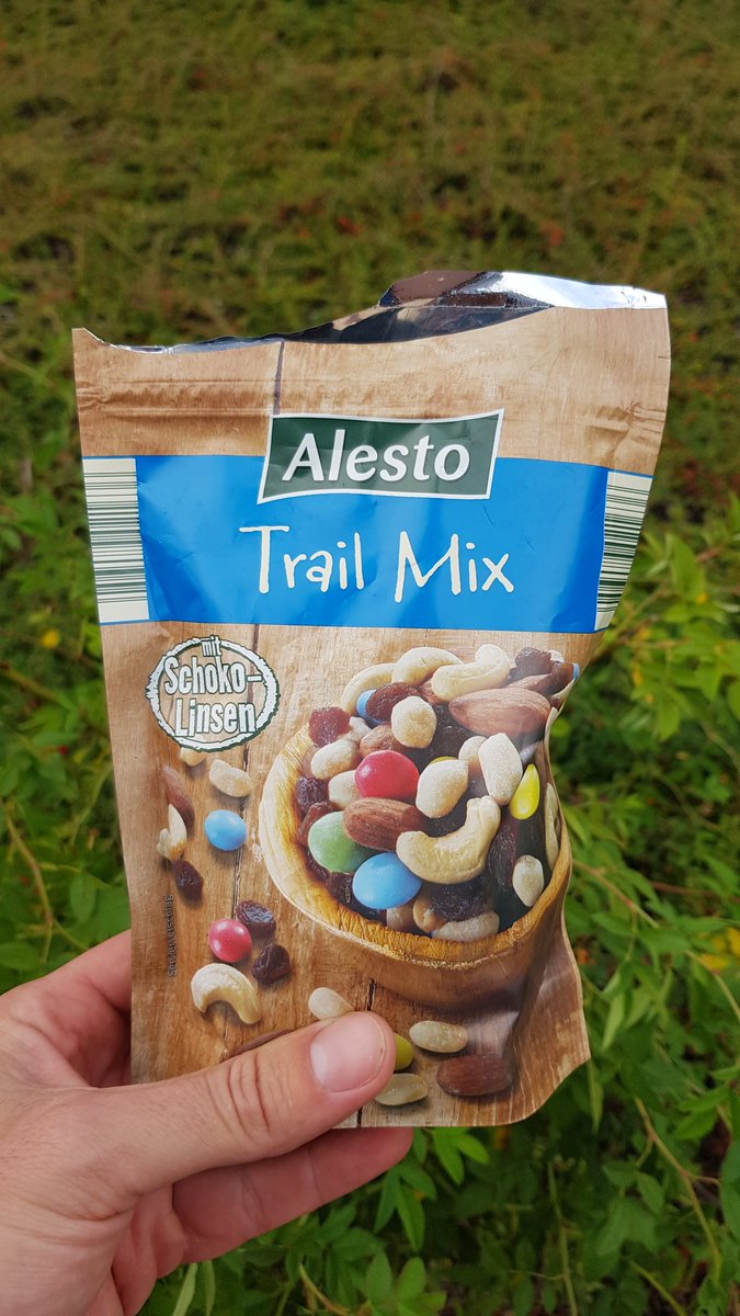 FotoTobi's tweet photo. [Werbung o.A.] Meine neue Knabberstärkung beim Wandern ist der #TrailMix von @lidl die Idee &amp; Kombination sind wirklich Top 👍🏻

#Outdoor #Wander #Trekking #Food #Essen #Knabbern #Trail #Nüsse https://t.co/jnXf29egV4