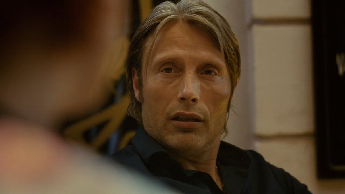 I lost count of how many times exactly I watched this movie just to see him and I'm gonna make this thread dedicated to appreciate the wonderful  #Nigel in  #CharlieCountryman.  #MadsMikkelsen