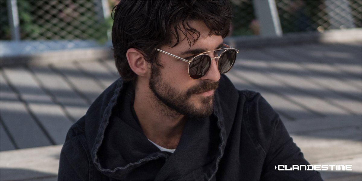 Clandestine tweet media