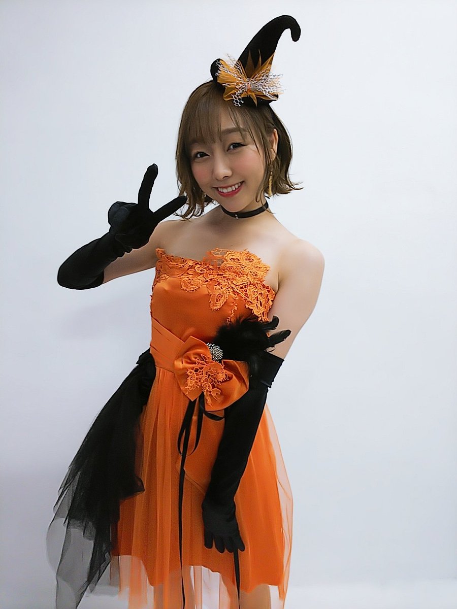 アツ姫【10月号】本日発売✨ 今月号の表紙は、現在バラエティ番組で大