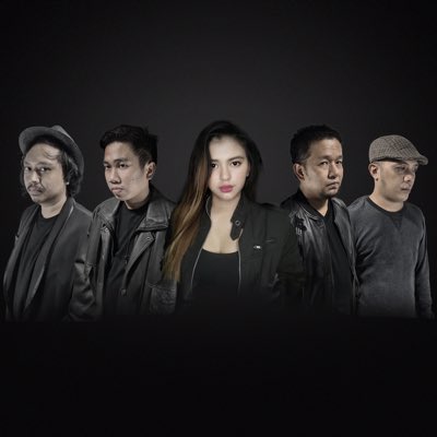 15 years of music! It may have been a roller coaster ride, but it's a great ride. Cheers to more years! 

#Paraluman #Paraluman15years #ParalumanMusic

📷 Jrs
Edited by: A very good friend.