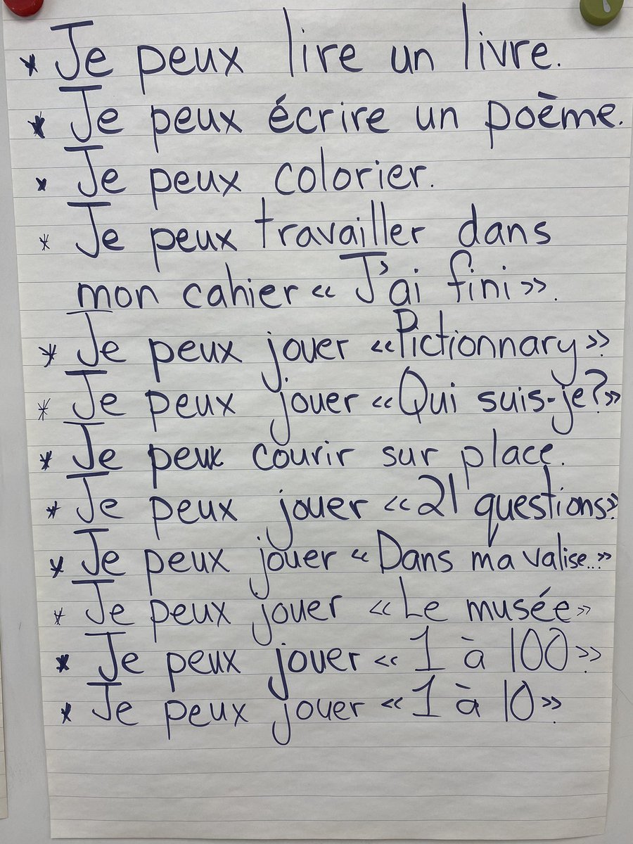 Il pleut <a href="/newhalfmoonbay/">Halfmoonbay</a>! ☔️ Qu’est-ce qu’on peut faire pendant la récré à l’intérieur? Demandez aux amis en 2ème année, ils ont beaucoup de bonnes idées. #recréàlintérieur #indoorrecess