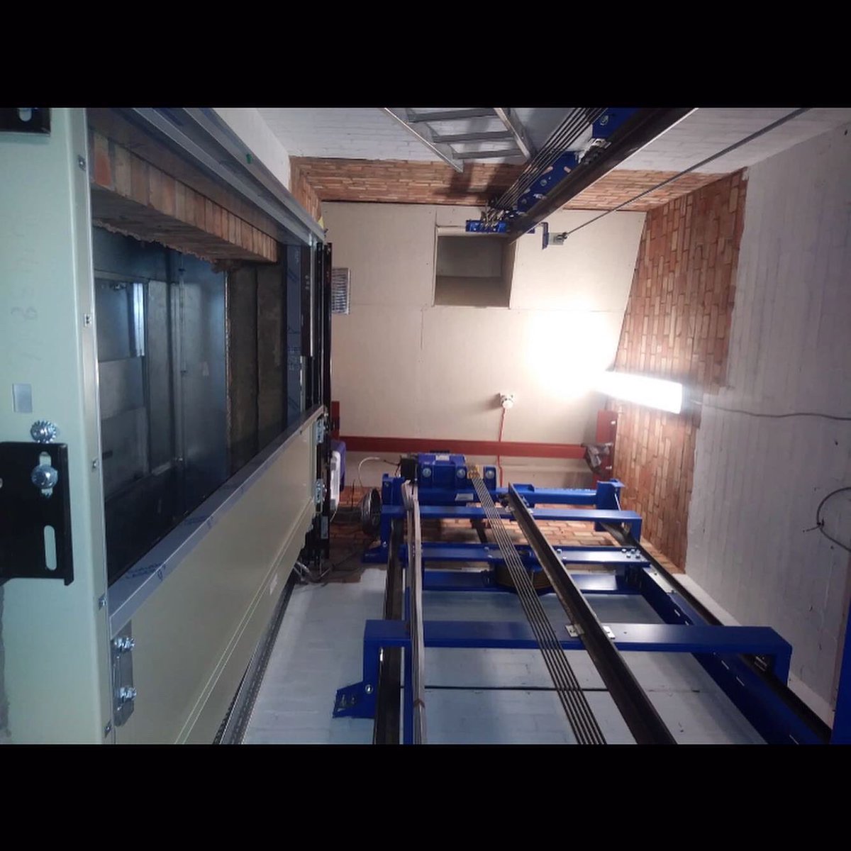 Riverside Lifts Ltd. (riverside_lifts) Twitter