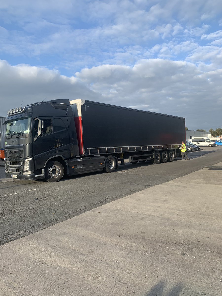 timouksales's tweet photo. Another delivery of shower trolleys to Timo UK ®️ HQ https://t.co/Gm146JIvVi