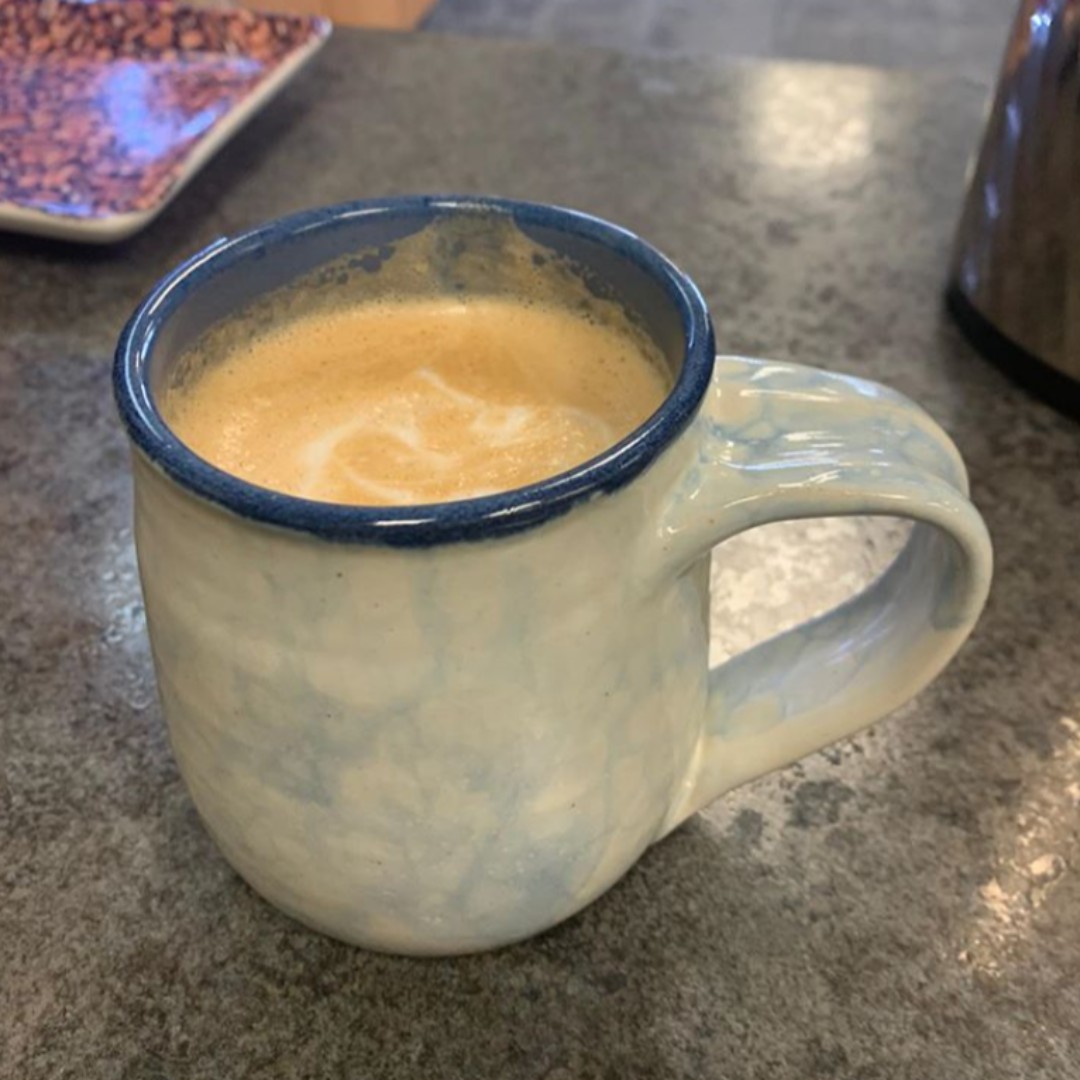 MCSnetAB's tweet photo. It's International Coffee Day!  ☕ Have you gotten your caffeine fix today? Support local and visit one of your local cafés!

📷: Happy House, St. Paul, AB https://t.co/cJyZvwlmq2