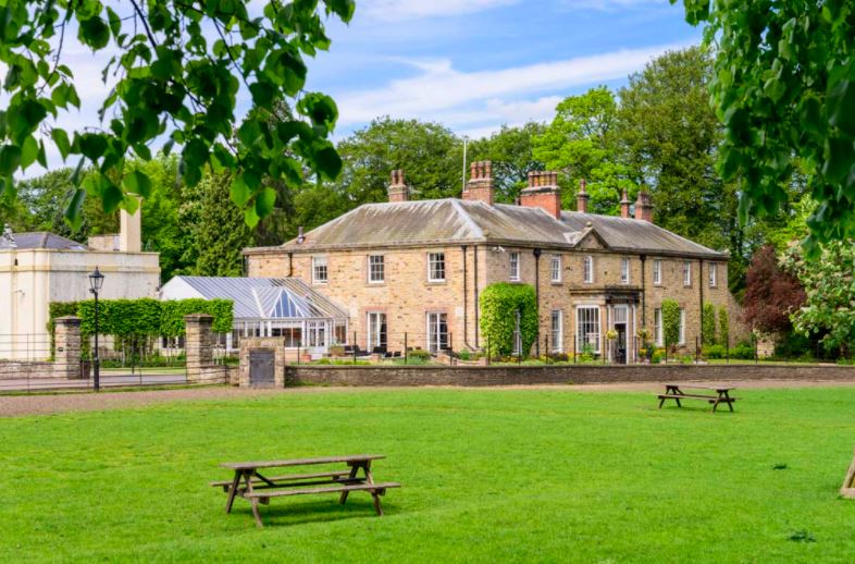 Are you ready for everything @WhitworthHall has in store for you this autumn?! 😊🍃 For more info click 👉bit.ly/2RKfppH #whitworthhallhotel #whitworthweddings #weddinginspiration #autumn #finedining #overnightstay #deer #deerpark #countryside #countryhouse