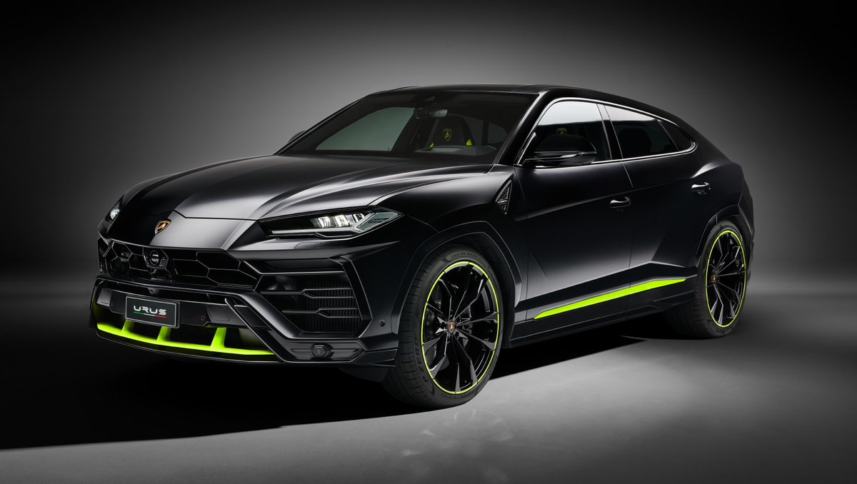 CarWale's tweet photo. Lamborghini has unveiled the Urus Graphite Capsule edition, which will be available for all MY2021. It features visual differences in the form of new colour options with a range of body accents. https://t.co/rpakxJORgw
#CWNews #Lamborghini #LamborghiniUrus #UrusGraphiteCapsule https://t.co/rQK78MLD7t