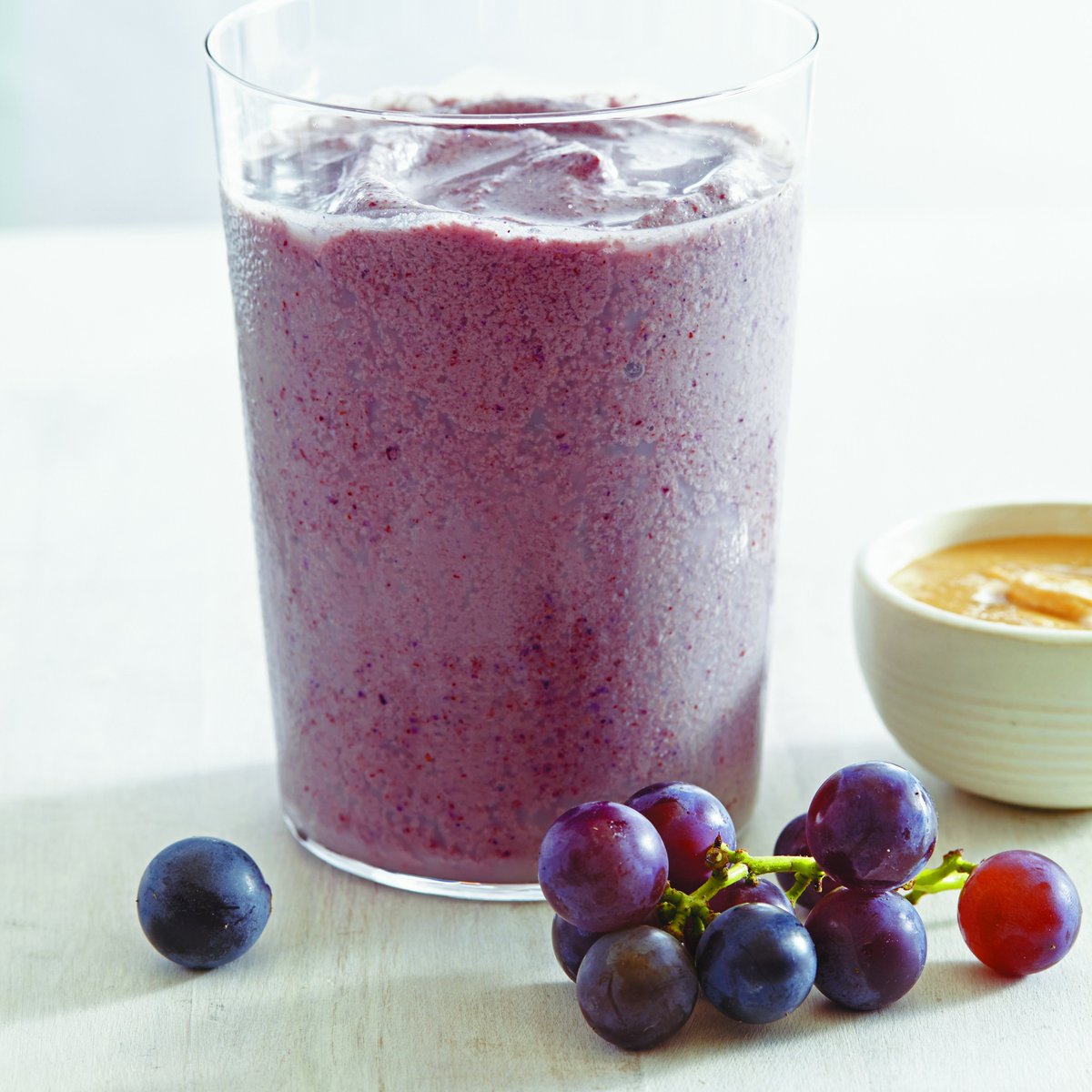 #ad It’s #WorldHeartDay! I’m celebrating with heart-healthy foods, like <a href="/GrapesfromCA/">Grapes from California</a> Research suggests that grapes’ heart health benefits are thanks to their polyphenol content. Plus, they’re naturally low in sodium. #hearthealth #hearthealthy