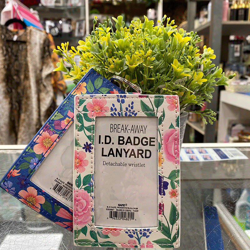 CCMHFoundation's tweet image. The Gift Shop features a wide assortment of gifts, home décor items, fashion accessories, jewelry, flowers, personal care items and much, much more!  If you want to help a friend feel better, come by and cheer them up with some fresh flowers and candy.

#CCMHFoundation #GiftShop
