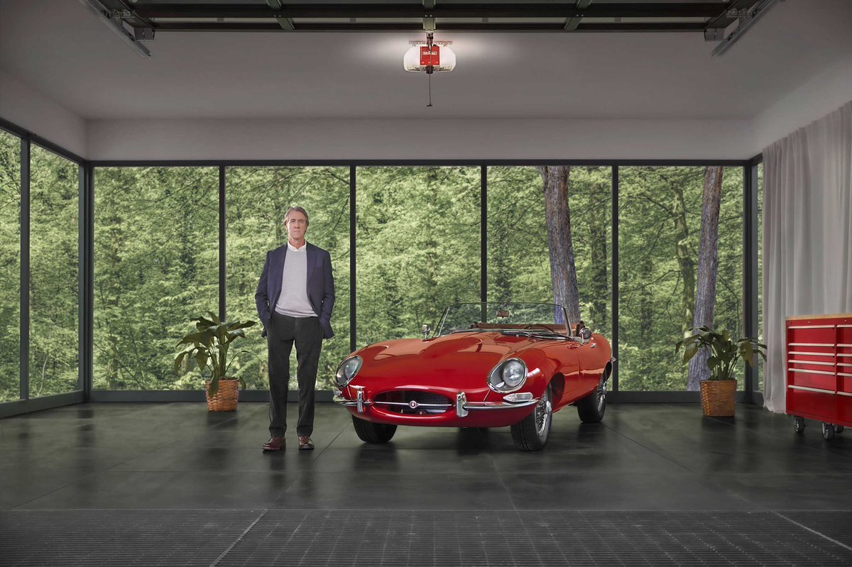 ZaccheoPhoto's tweet photo. New photos with @LiftMaster starring the talented Alan Ruck for their Secure View technology Fall campaign in conjunction with @Amazon. Thanks to my crew for doing a wonderful job! @ICGLocal600 
.
.
#alanruck #liftmaster #secureview #sportscar #ferrisbuellersdayoff #iconic https://t.co/egKVUHAxrU