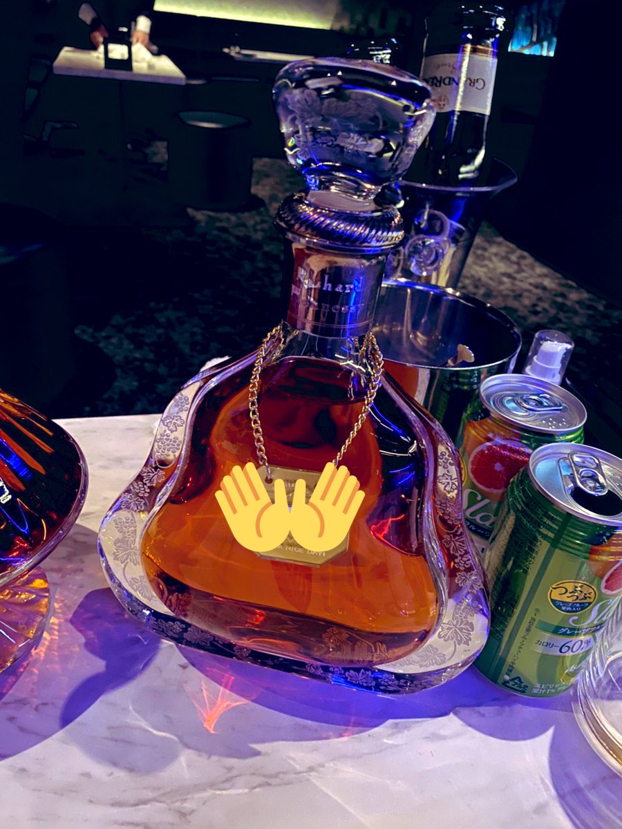natudrasill's tweet photo. 9月度お疲れ様でした
birthdayも皆に盛り上げて貰ってオリシャンも沢山入れて貰って誕プレも沢山貰って姫にも死ぬ程助けて貰って貰ってばかりで申し訳ないけど1000万もいってno.2になれました🥺🥺🥺幸せな1ヶ月を本当にありがとう！！！文字数 https://t.co/eSzWKOrpVM