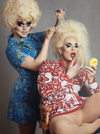 literally trixie meyers doing katyas hair in the salon.....