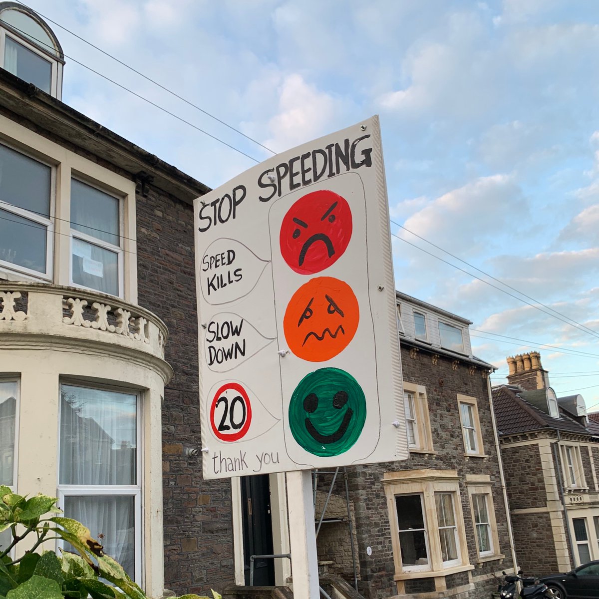 RoadCromwell's tweet photo. So we want to make it a bit safer for everyone, with slower speeds, better crossings, and ways for traffic to pass without driving down the pavement and scaring the pedestrians https://t.co/XQToE7oAT8