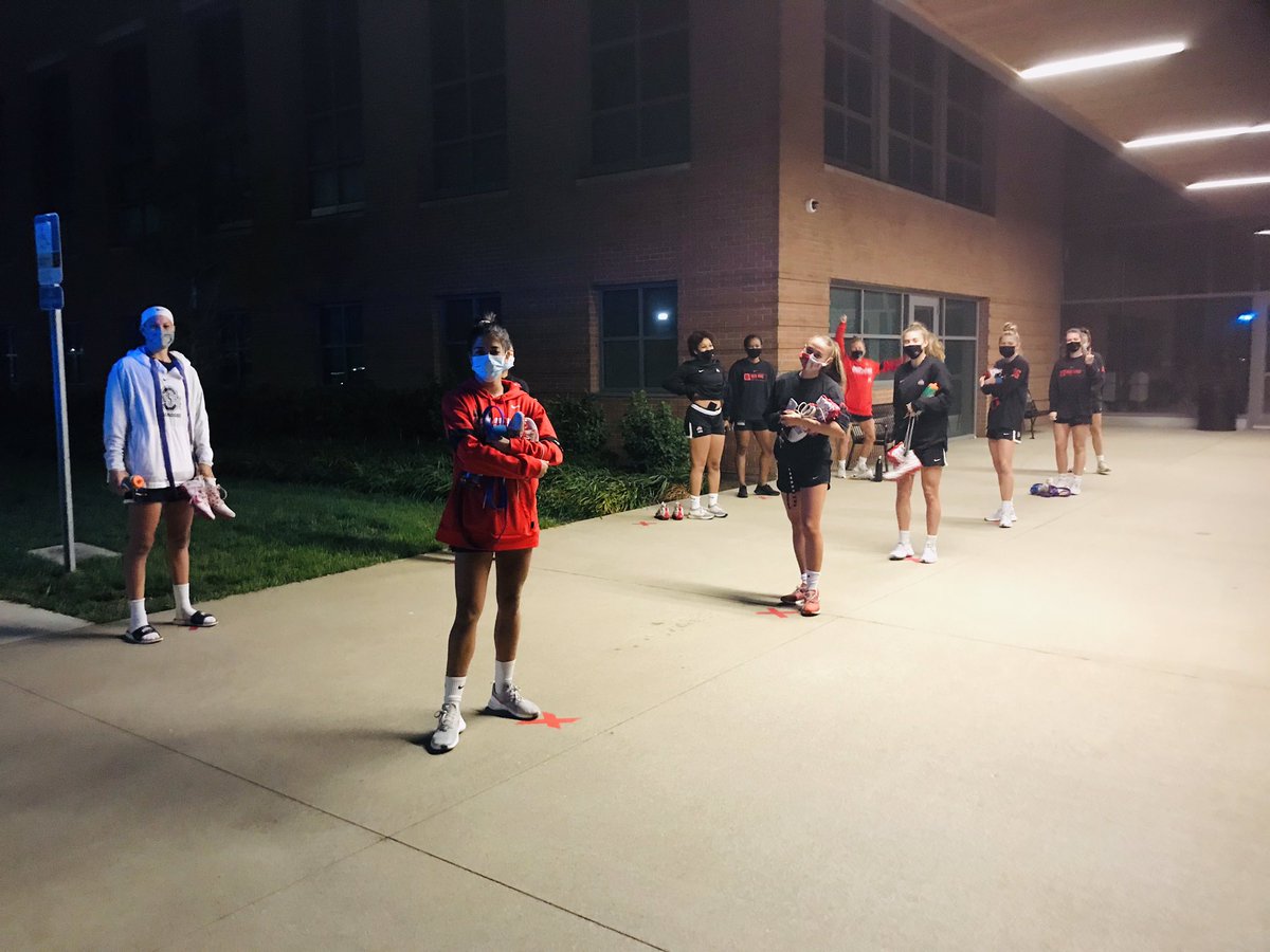 CoachHMason's tweet photo. 5:27am: walk out the door & see @OhioStateWLAX waiting to train wearing masks; 6’ apart; 18 minutes early ‼️ Thank you for making my day‼️
#BuckeyeWay
#WeReady
#LetsGo https://t.co/U2chqUubpL