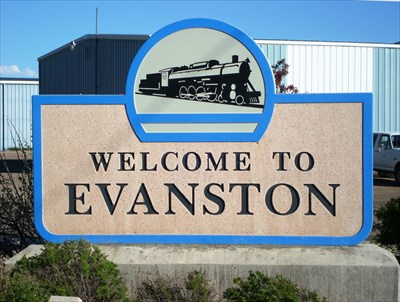 NotRocketTrivia's tweet image. We are extremely excited to announce that we are expanding our company outside of Knoxville! Beginning this month, we will be launching two new locations in Evanston, Wyoming. Thanks to @MatthewPetey for heading up this project!