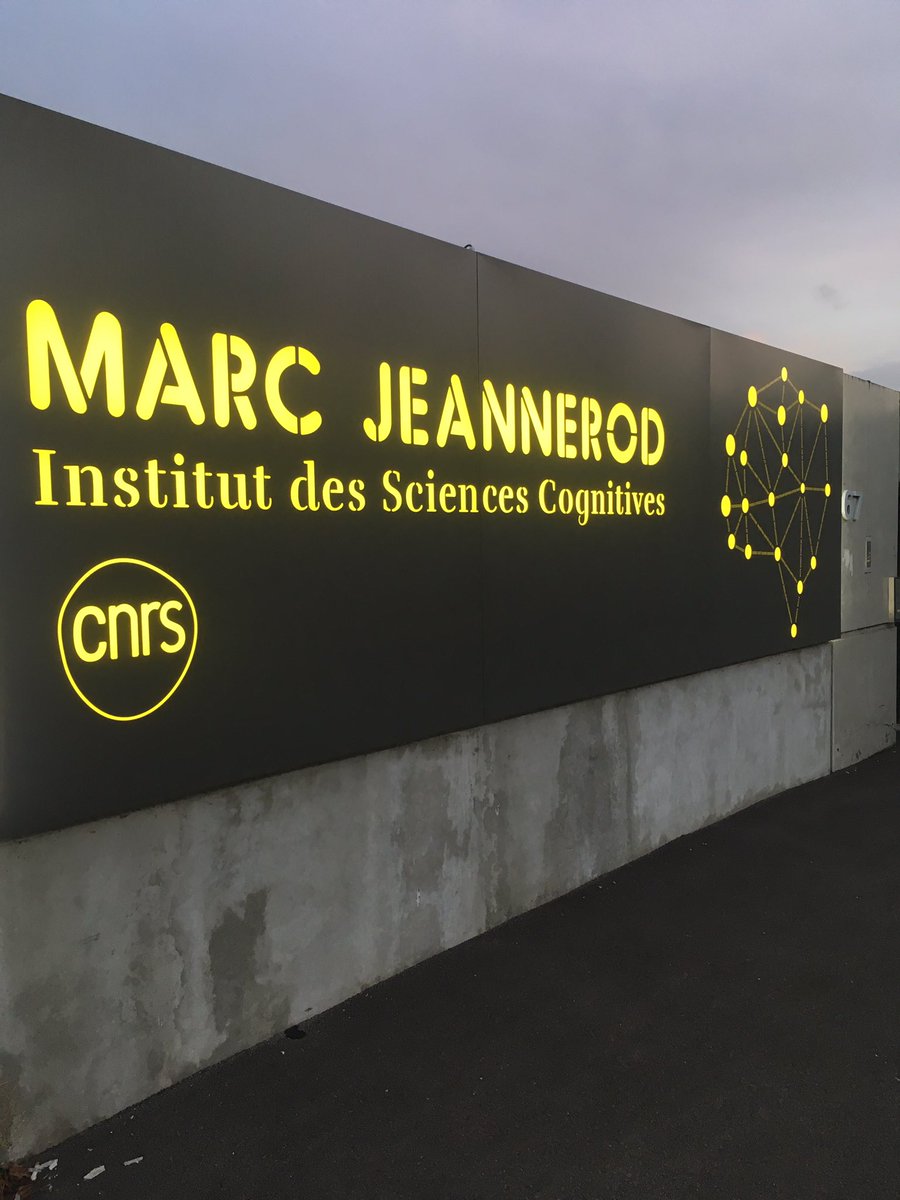 Quand le soir tombe nos bureaux ont encore plus la classe 😊 <a href="/CNRS_dr07/">CNRS Rhône Auvergne</a>