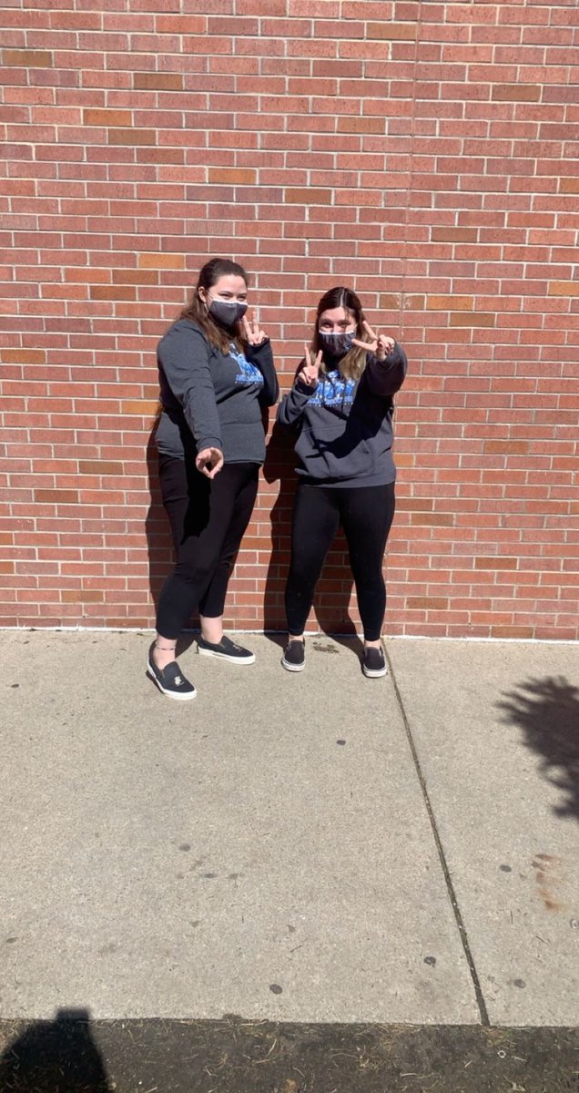 eva_rose_k's tweet photo. #AGHOCO2020 @AgBooster double the trouble today! https://t.co/JCfRxI64nB