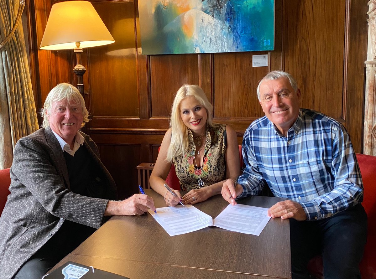 Check spelling or type a new query. Peter Shilton 2020 : Peter Shilton On Twitter Mrs S And I Signed A Book Deal Today With Publishers Saved Will Released In 2021 It S Our Personal Story Of My Gambling Addiction And How With Love