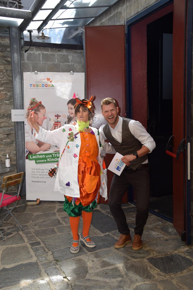 ModeratorCH's tweet image. Event inkl. Podium u.a. zu den relevanten Themen wie Legate, Erbschaften, Vermögensauftrag vs. Testament.

Danke @stheodora für das erneut entgegengebrachte Vertrauen!😄🎤

Location Partner: Teatro Dimitri
Presenting Partner: VZ Verm.zentrum

#stiftungtheodora #fondazionedimitri