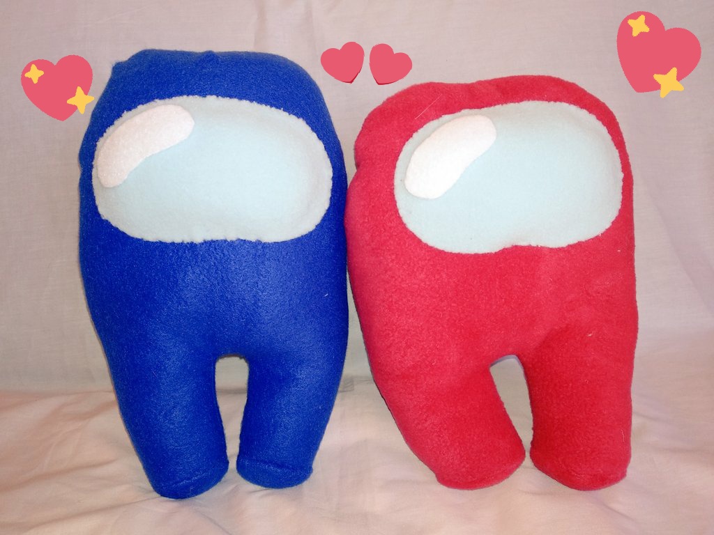 Nekolands1's tweet photo. Peluches totalmente hechos a mano grandes del juego Among US . Mide 28cm de alto y 17cm de ancho. (debido a que son peluches handmade las medidas pueden variar un poco)
Precio: 18€
Varios colores disponibles. 
#AmongUs #Plush #handmade #Videogame #videojuegos #Artesania https://t.co/5lfP4ieblF