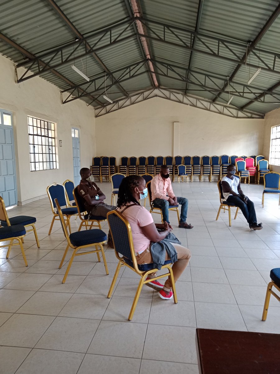 KYENetwork's tweet photo. Client / Lawyer discussions , Abuse and violations on the informal workers is a big NO .
@JacklyneMuthee @HamisMoha84 @Edwinngugi3 @goteana895 @DjBlingGhetto @SolidarityCntr @HanadMohamudsc @MarggieMuhika @Carolkasinasc https://t.co/3vL7VjilFl