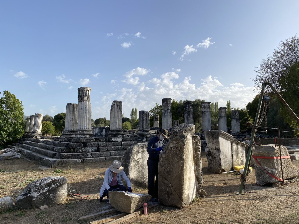 BilalSogut's tweet photo. Lagina’da çalışmalara devam. @stratonikeiavelaginakazisi @ttkgovtr @kazilar_ #Türkiye  #Muğla #Yatağan #Lagina #Hekate #tapınak #propylon #stoa #bağevi https://t.co/tlCYRgNB9G