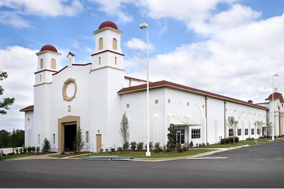 Stranger Things 4 has resumed filming, yesterday most of the shooting took place at Atlanta's Screen Gems Studios near Lakewood Amphitheater. https://t.co/35VnS886IC