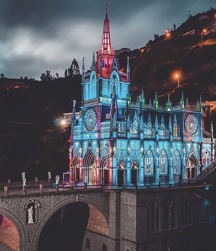 Santuario Las Lajas 💒