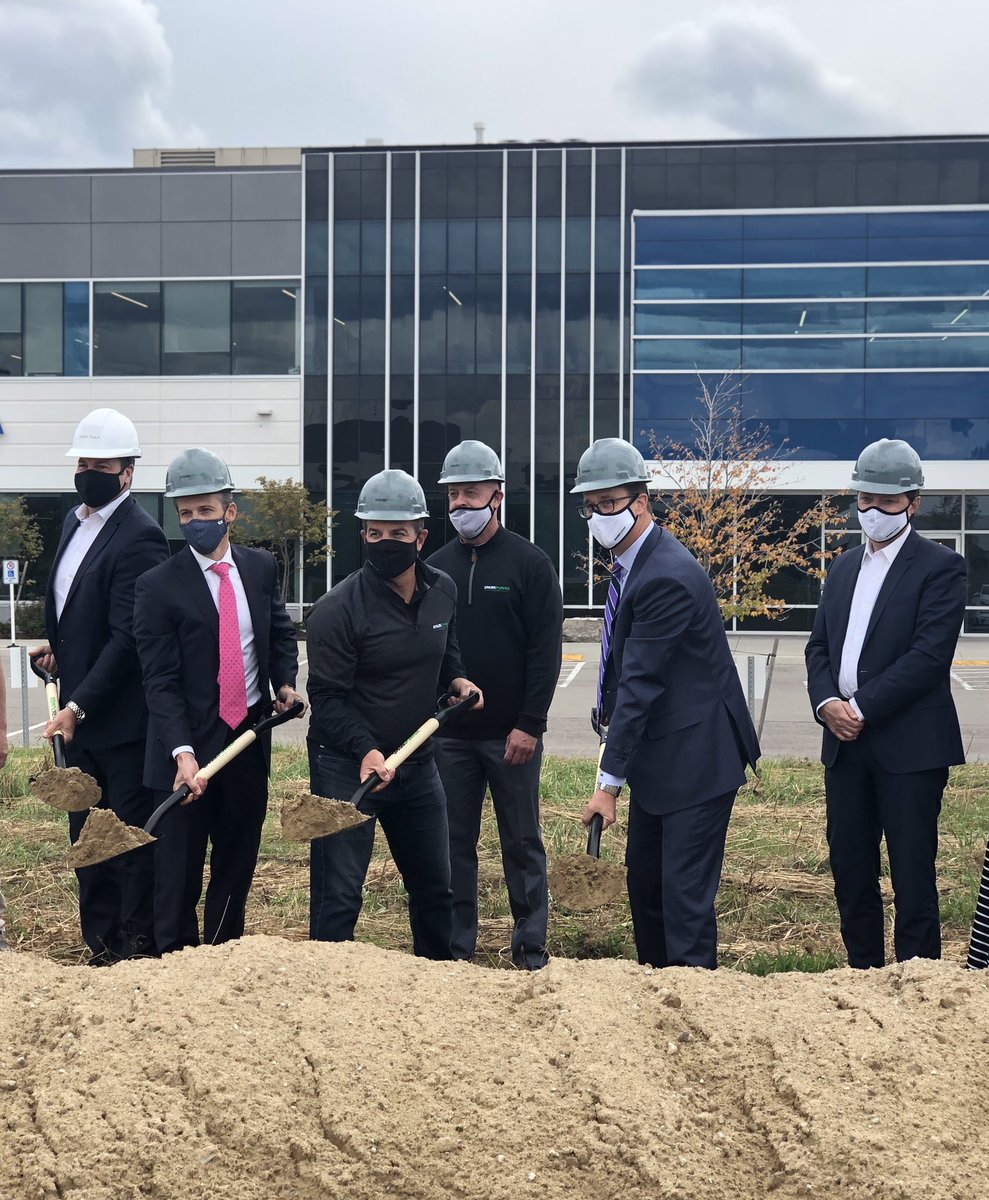 Delighted to join MPP <a href="/stcrawford2/">Stephen Crawford</a> at <a href="/SparkPowerCorp/">Spark Power</a>’s ground breaking ceremony today. 

A great Ontario company that will provide exciting opportunities for those in the skilled trades. 👷‍♀️👨‍🏭