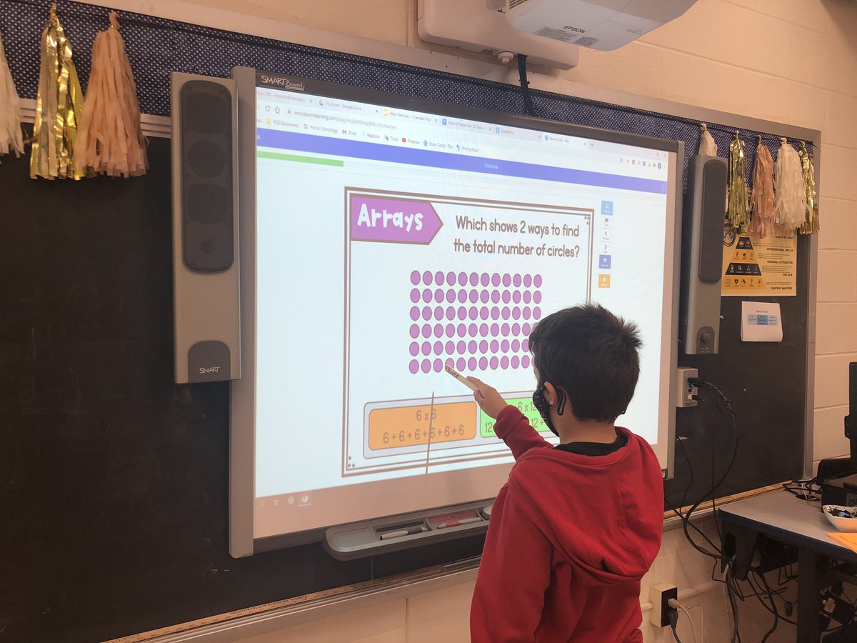 MeganScotto's tweet photo. Finding creative ways to participate safely while reviewing multiplication and arrays. Popsicle sticks are our new fingers! @TisdaleSchool https://t.co/txsGEBPMjm