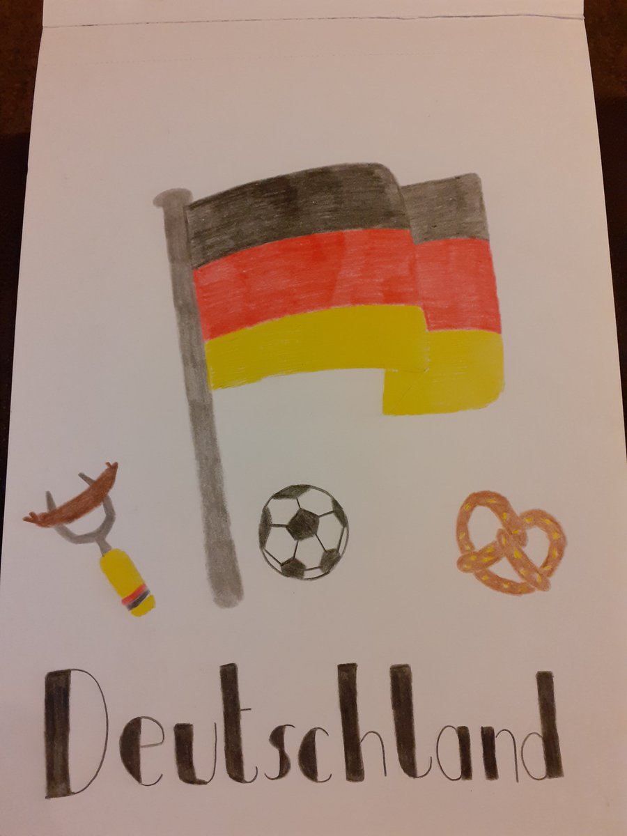MulroyCollege's tweet photo. Ms Farrell's German students got into the spirit of European Day of Languages over the weekend 🇩🇪
Even the pets got on board! 🐶🐶
Tolle Arbeit everyone!
#EuropeanDayOfLanguages2020
#WeAreDonegalETB
#JCTmfl https://t.co/hnDdfMLGyQ