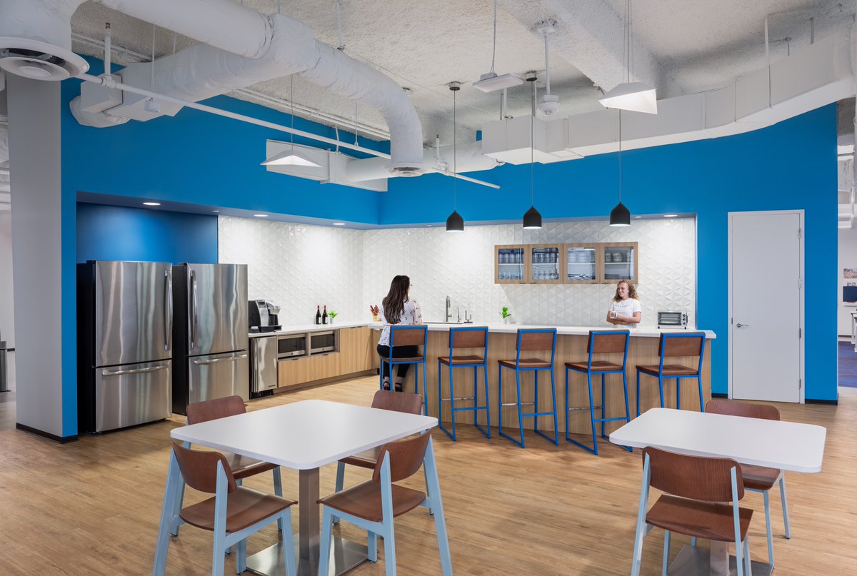 VickersDesign's tweet photo. Origami Risk looked to #VickersDesignGroup
to create a new office to fit the size and personality of their growing team. Origami Risk’s paper crane logo provided inspiration for angled walls and faceted light fixtures.
#atlantainteriordesign #atlantaarchitecture @origamirisk https://t.co/jghEW26i3V