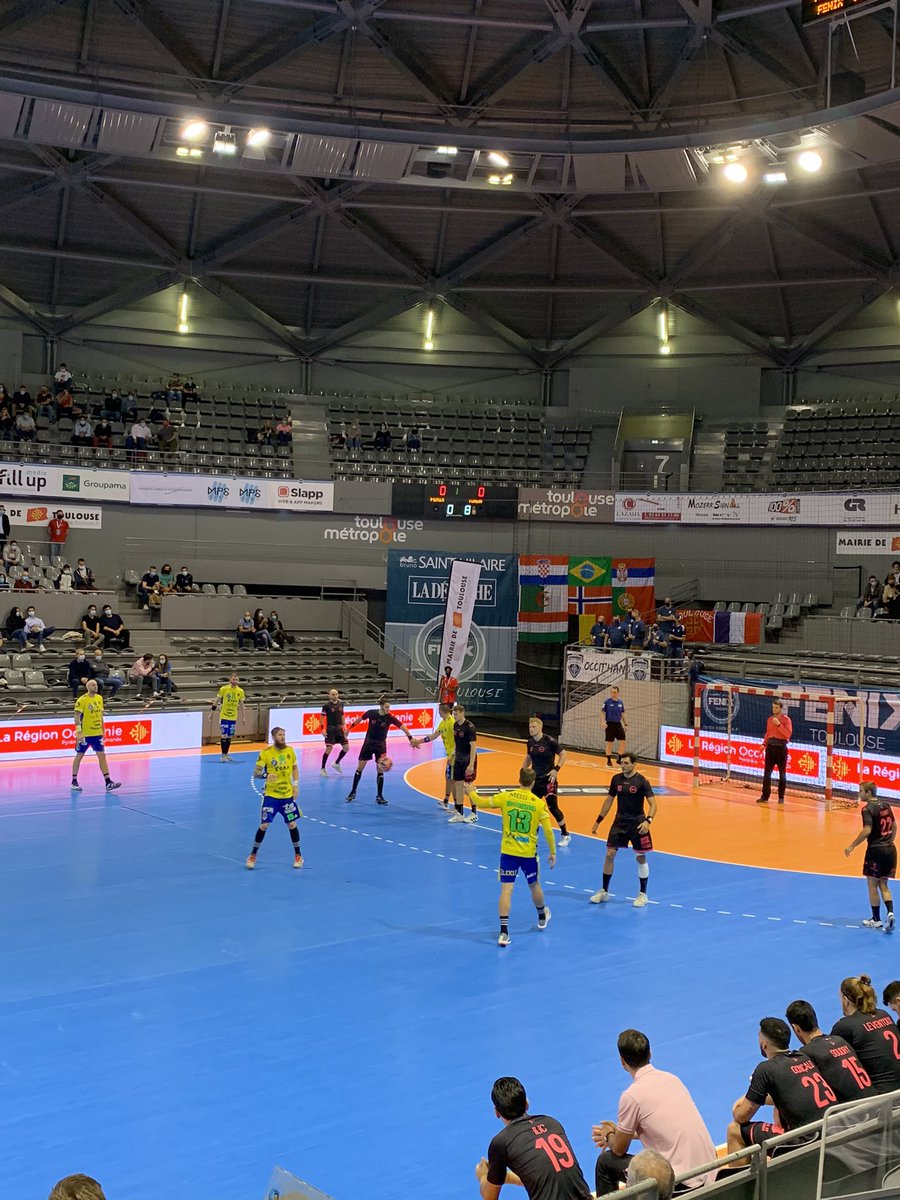 C’est parti au Palais des sports pour le match retour de qualification à l'<a href="/ehfel_official/">EHF European League</a> 
<a href="/FENIX_HB/">FENIX Toulouse Handball</a>  face à l'<a href="/AHCPotaissa/">AHC Potaissa Turda</a> ! 
Presque 7 mois sans match ici, au palais, c’était long !!!
Allez le <a href="/FENIX_HB/">FENIX Toulouse Handball</a> 💪
