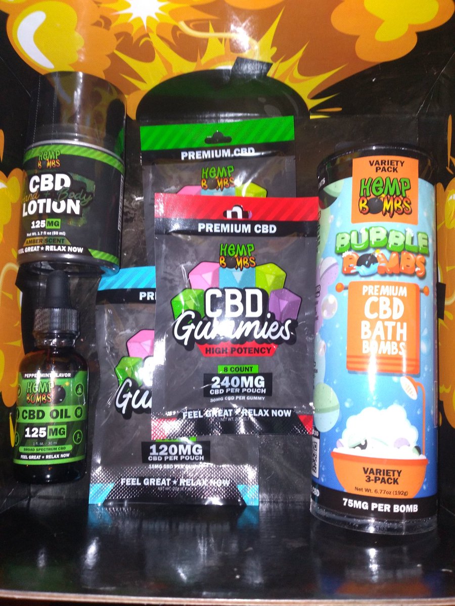 Beardaknowledge's tweet photo. Here are the 6 samples @HempBombs has given me to give away!

How should I give them away????
Taking ideas....

Don't forget... use promo code "AATBIRDS" at check out for 20% off your next order!

#CBD #CBDAwareness #CBDProducts #setthetrends @AATBirds https://t.co/i0u6c4SLRh