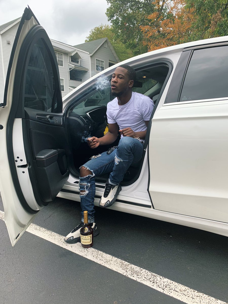 lve4glock's tweet photo. I be talking to god I be dealing wit pride, we gone ask for forgiveness right before we https://t.co/3kP38PNPtE