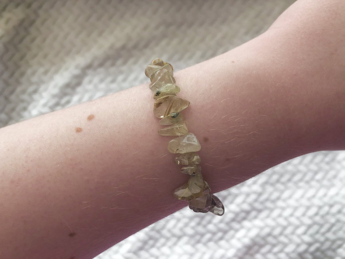  NEW PRODUCTS  Jewelry Left: rutilated quartz. Good for cleansing and energizing auras, and drawing off negative energy.Right: new jade, also known as serpentine. Helps overcome fears of change and hardship.