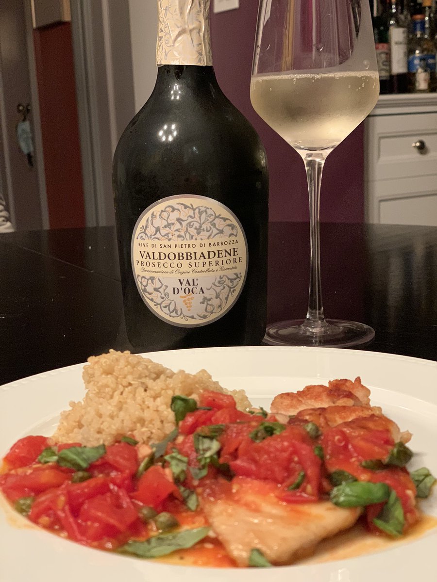 lisathewinechef's tweet image. I paired chicken cutlets and quinoa with sautéed home grown tomatoes, capers, and basil with the Rive di San Pietro di Barbozza Valdobbiadene Superiore DOCG!!That’s a mouthful 😂 and so was thewine. Full of fruit and a long delish finish! #winestudio @Vignetocomm