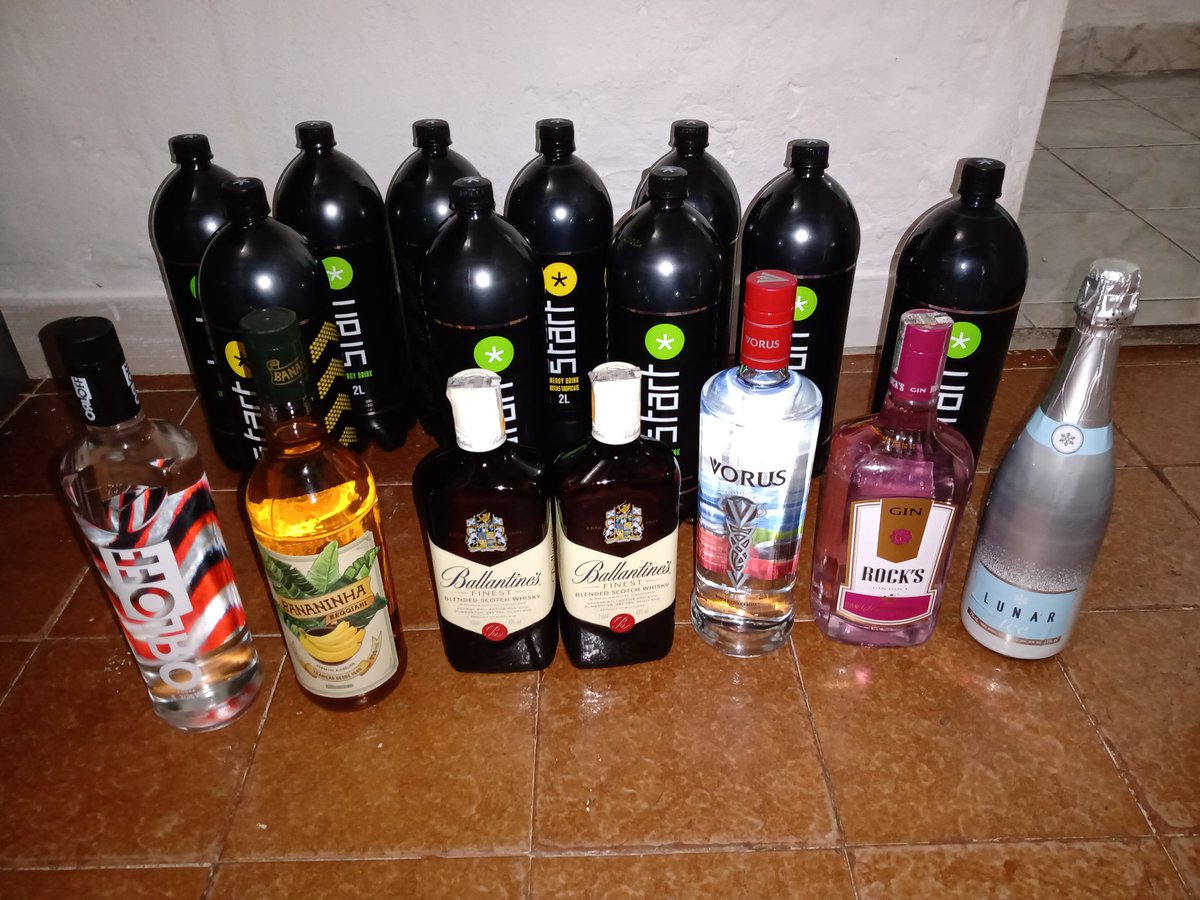 lieltonsilva21's tweet photo. Coisas leves que vai ter no meu  aniversário e de layla 💞🤪 https://t.co/cpi2y9K6jV