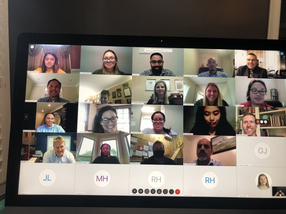 DavidSanfordCVS's tweet photo. Very proud of our #Region31 2020 Foundations For Leading graduates. This group of Pharmacy and Store Managers did a excellent job with their #Capstones today #OneStoreTeam #Atlanta @Kristacvs @rhenderson111 @KoladyCVS @Jessica90353450 https://t.co/QhkhGYCjrA