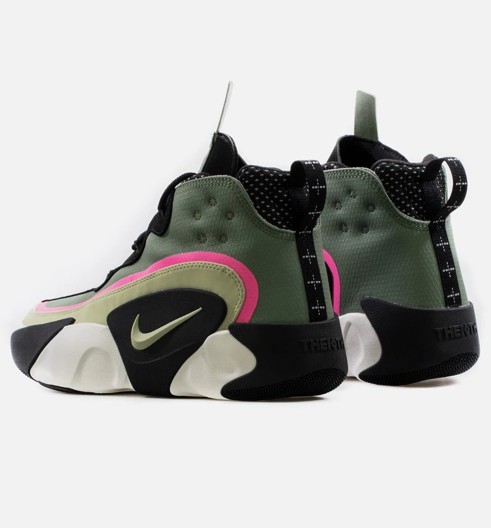 nike react frenzy on feet