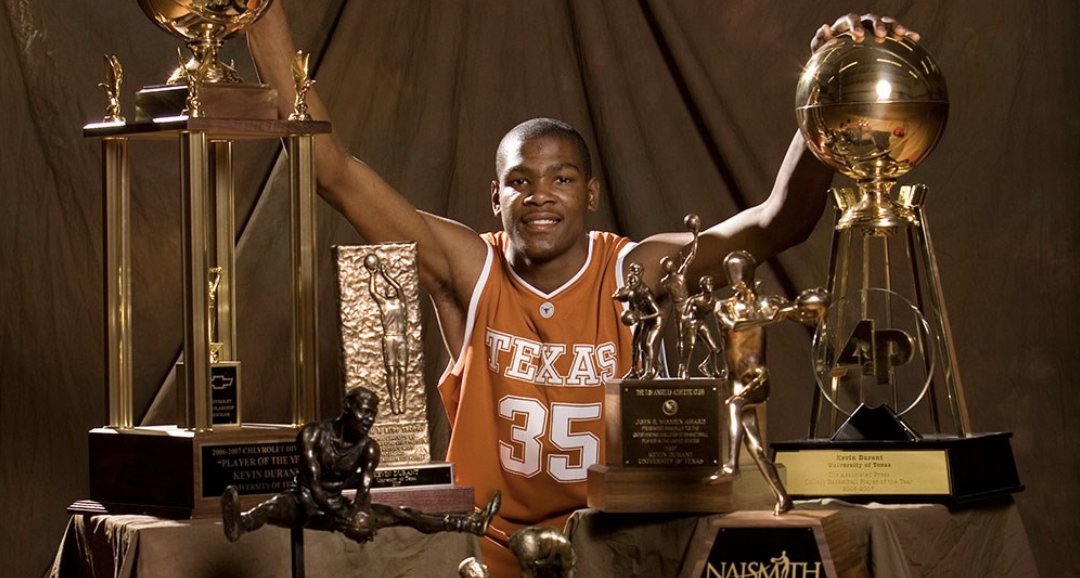 2) By the age of 13, Kevin Durant had grown to 6 feet tall — showing early promise as a basketball player.In High School, now 6'7", Durant established himself as one of the best players in the country.He went on to accept a scholarship to play at Texas, where he dominated…