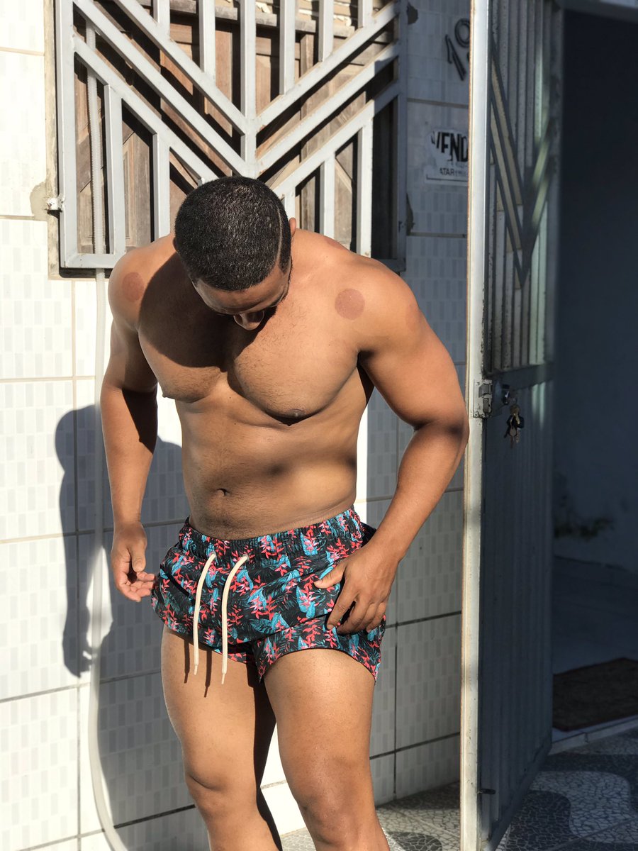 #model #gay #gaybr #LatinGrammys #COVID19 #dolar10