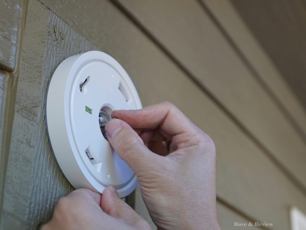 Smart security with the MAXIMUS Camera Floodlight - Rave &amp; Review buff.ly/3kUTE2T