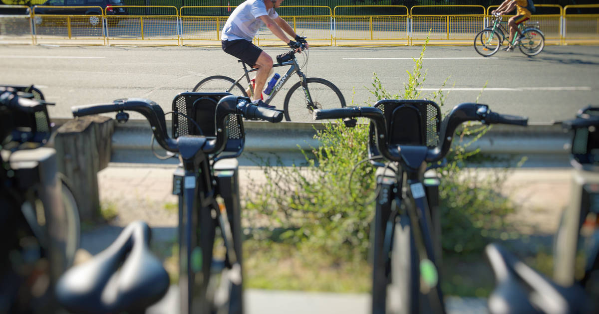 blogTO's tweet image. Toronto is extending the ActiveTO major road closures bit.ly/36gjkTl #Toronto #ActiveTO