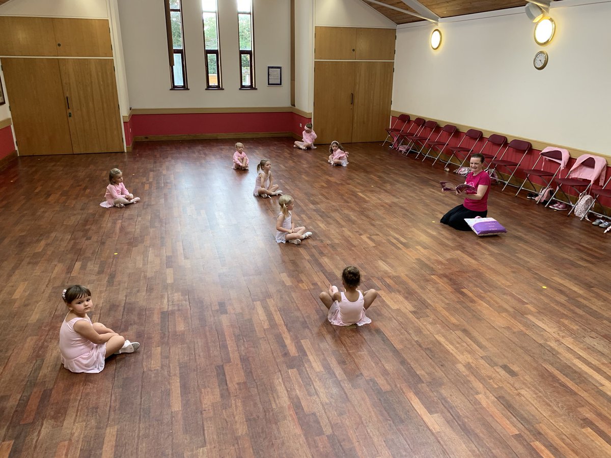 antheaking2's tweet photo. We Tip,Tap,Toed with Melody Bear today and Listened and Danced to a Story - Fairy Tapping Footsteps with lots of concentration !
#learningtodance #dancingtolearn #melodymovement #enjoyment #melodybear https://t.co/QEswzl21P2