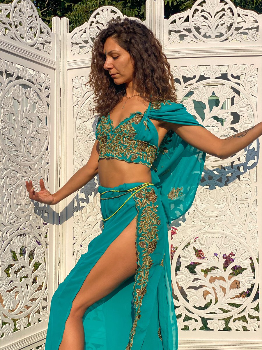 Golden Ancient Jasmine Set 
namaslay.co/products/golde…