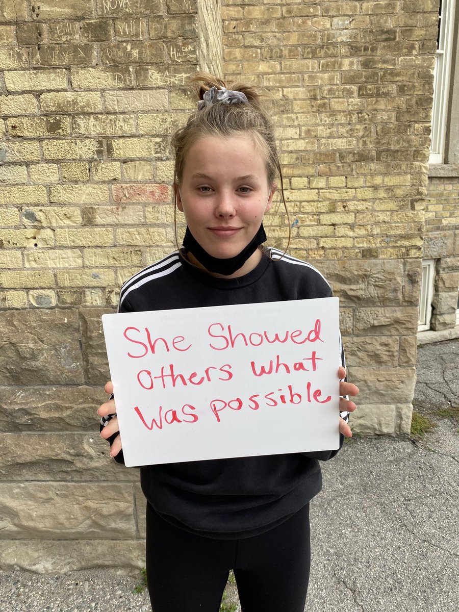 MrJonesTVDSB's tweet photo. @WortleyTVDSB students defining themselves in one sentence #whatsyoursentence https://t.co/ktqGEFRHf0