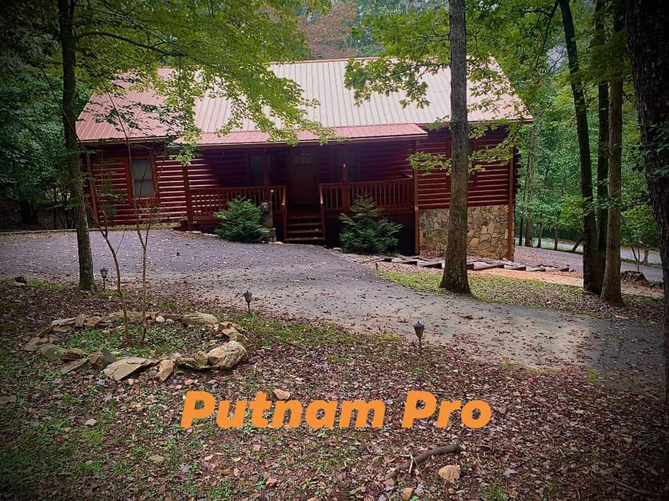 PutnamPro's tweet image. 🧡 We love happy customers! 🧡
So without further ado,  here are TWO happy customers who love their Putnam Pro results! 
☎️ Reserve your date #PutnamPro! (706) 669-3479 info@putnam-pro.com
#oilbasedstain  #homepainting #homestaining #housepainting  #painting #staining #oilststain